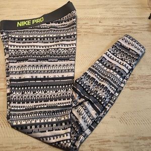 Nike leggings